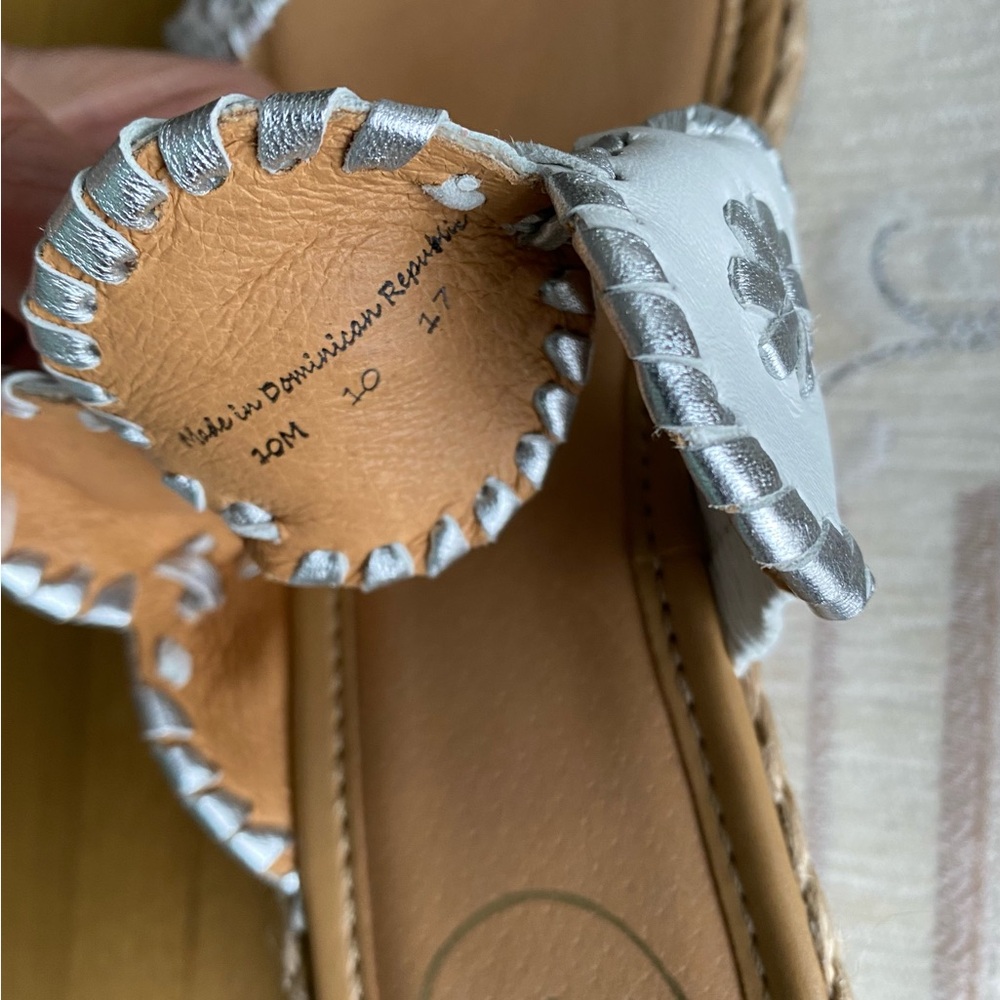 NWT Jack Rogers White & Silver Whipstitch Wedge Sandals - Size 10M - Picture 5 of 6